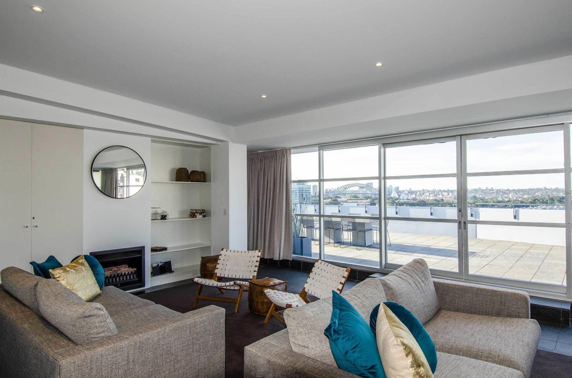 East Luxury